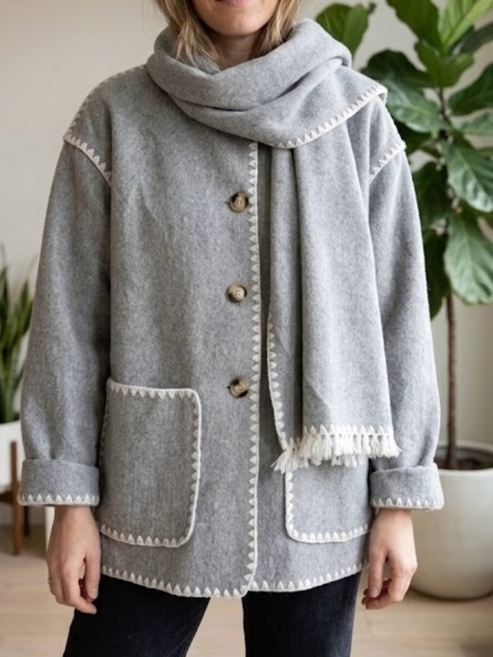VINTAGE WOOL BLEND OVERSIZED BUTTON UP JACKET WITH SCARF SIZE S